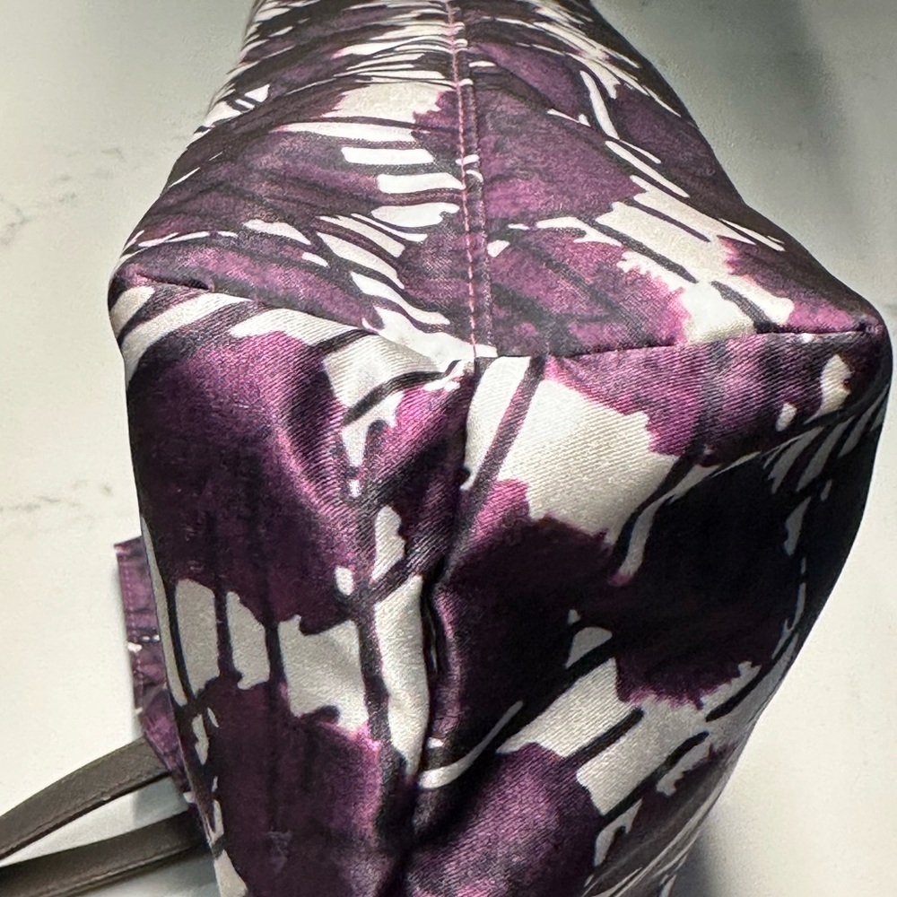 henri bendel Purple Patterned Canvas Tote with Illustration - Picture 2 of 13